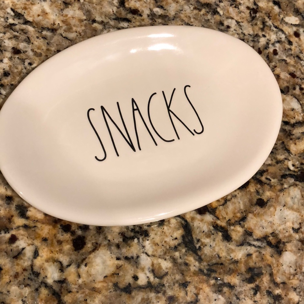 Rae Dunn snack plate